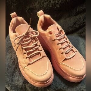 Bamboo Bubblegum Soar High Platform Sneakers Women's 7